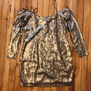Off the shoulders sequin shift dress